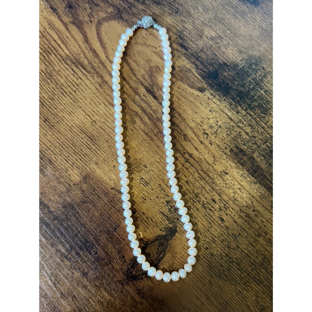 Vintage Pearl Necklace with Rose Clasp